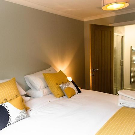 אוצ'טרארדר The Forge Bed & Breakfast מראה חיצוני תמונה